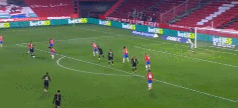 媒体人：成都蓉城一年三换董事长，新一任在走流程了