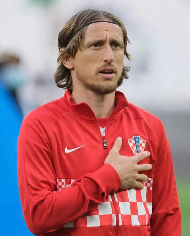 为什么说“跑步、骑行、羽毛球”，是体育三毒呢？